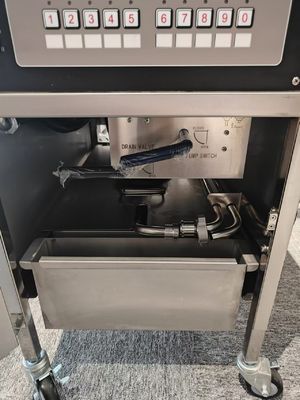 オートオイルフィルターシステムを持つ電気デジタルパネル チキンプレッシャーフライヤー