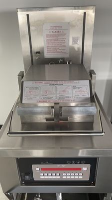 8HD 電動 17KW 380V 55L 5 フライ トレイ 大生産性 焼肉器 チキンプレッシャーフライヤー