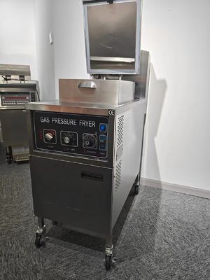 メカニカルパネル 304 SUS ガス加熱 油濾過なしのチキンプレッシャーフライヤー