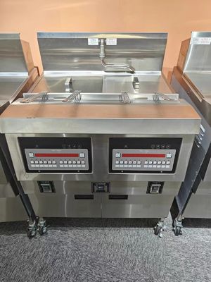 2つの鍋 4つのバスケット オープンガス 深い商用 深いチップ 電気&ガス 深いフライヤー