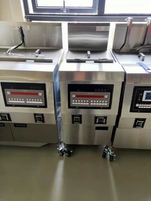 高効率 操作が簡単 容量が大きい 電気 油過濾 商用チップ オープン フライヤー