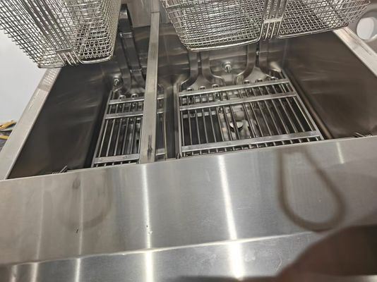 21.4KW ダブルタンク 11.6L+21.5L デジタルコンピュータ パネル 電気チップ オープン フライヤー マシン