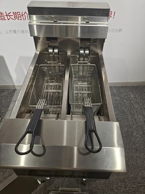 14.3kw 380V タッチスクリーン スマートパネル オイルフィルターシステム 電気 フライヤー