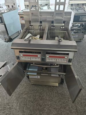 デジタルコンピュータ パネル オートリフト 2鍋 4バスケット 電動 オープン チップ フライヤー