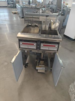 380V 28kw ダブルタンク 4かご デジタルパネル 電機&ガスチップ オープンフライヤー 15L*2